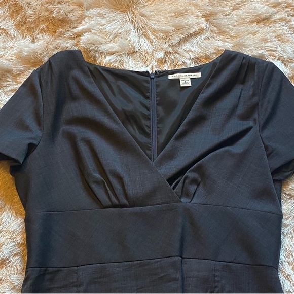 Banana Republic Dark Grey Stretch Dress size 8 - Picture 2 of 8